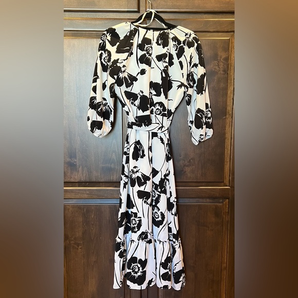 Karl Lagerfeld Paris white & black size 6 dress - Picture 5 of 6